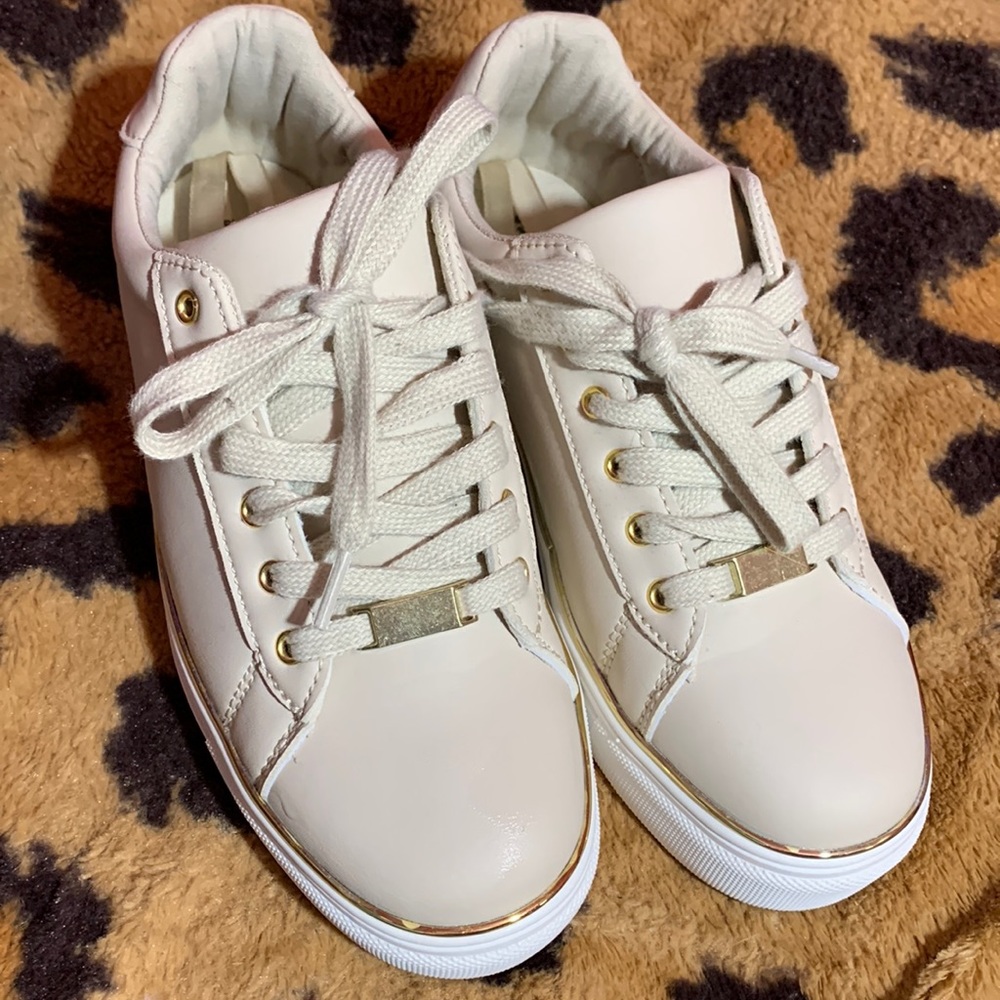 Size 6 sneakers